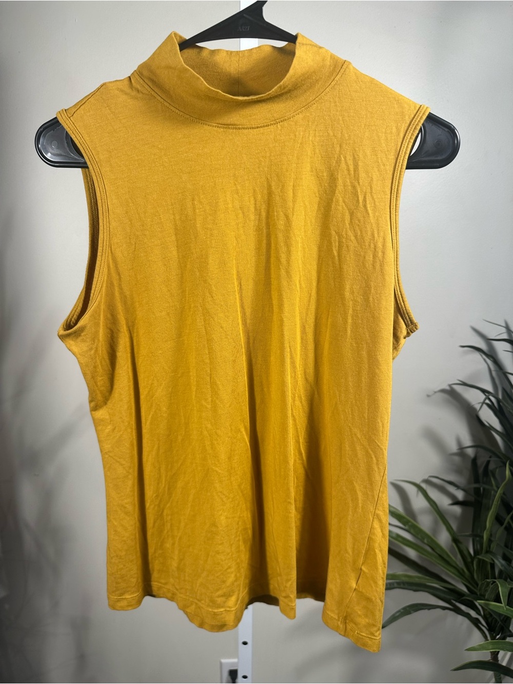 N259. Tahari Sleeveless Mock Neck Tank Top - Mustard Yellow